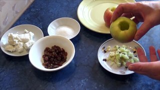 #Запеченные яблоки ,вкусно и полезно .#Видеорецепт