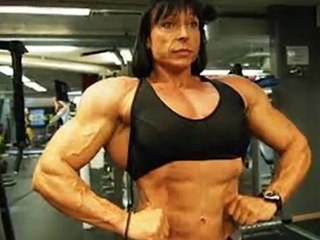 10 World's Most Extreme Female Bodybuilders