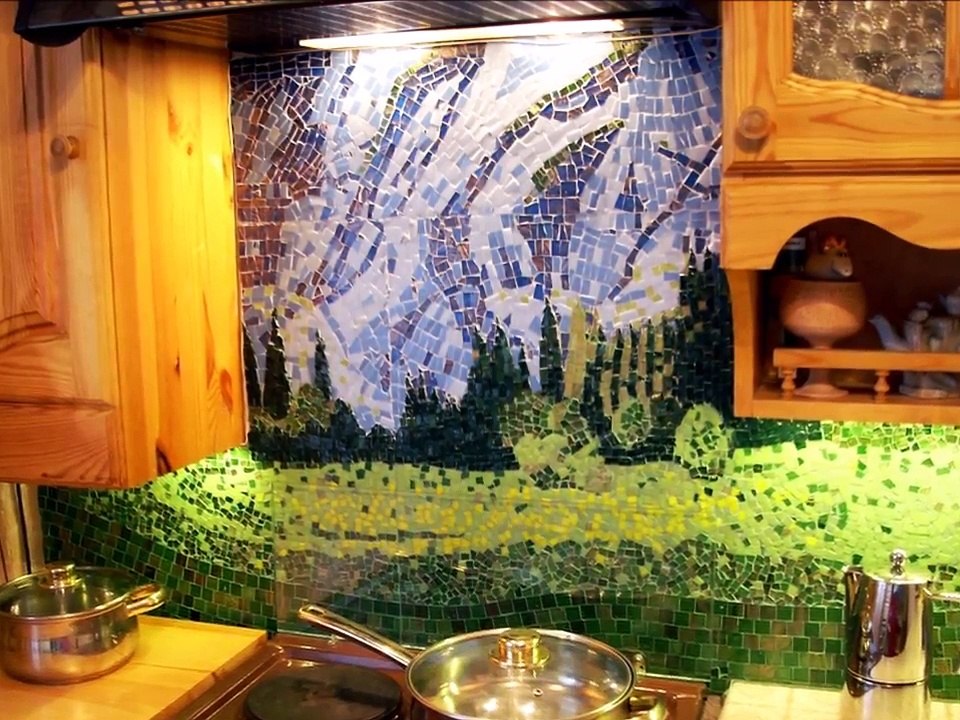 Мозаика в интерьере кухни