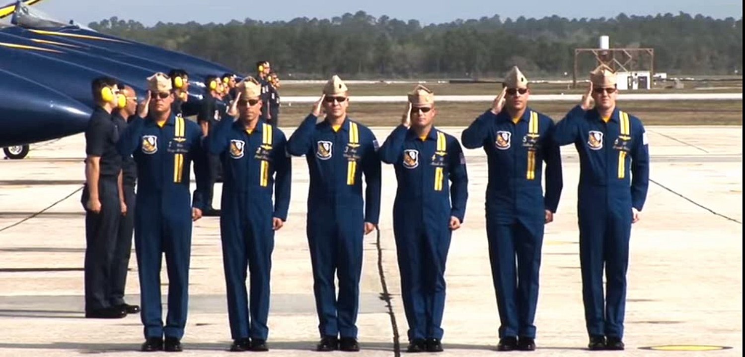 ZR1 Vette vs Jet! - Chevrolet Corvette ZR1 Races A U.S. Navy Fighter Jet