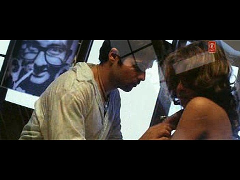 India - Aashiq Banaya Aapne (You Have Made Me a Lover)