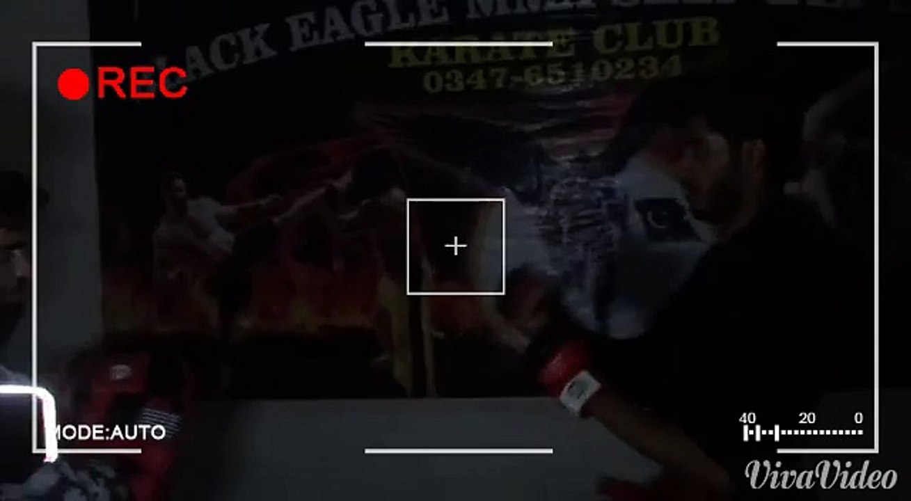Fighting practice Hamza