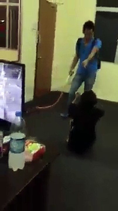 Pria ini menyiksa dan mau membunuh pekerjanya