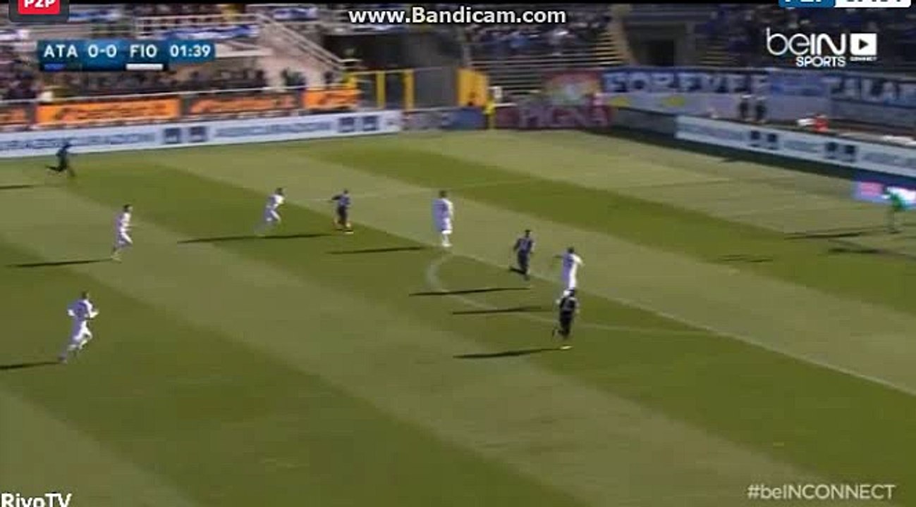 Alejandro Dario Gomez shot chance