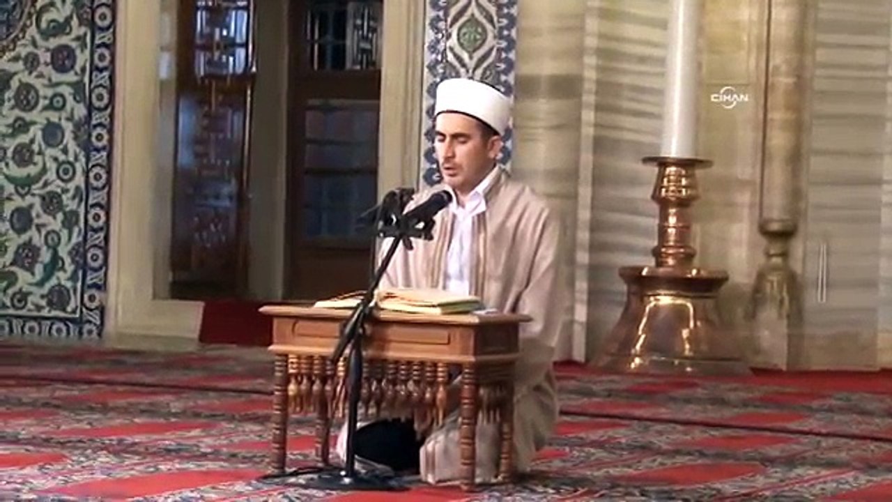 Selimiye Camii Berat Kandili'nde doldu taştı