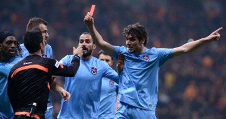 Salih Dursun: Galatasaray 11 Kişi Kalsın Diye Kırmızı Kart Gösterdim
