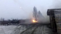 Украина: Град АТО бьет по ДНР - Ukrainian GRAD firing