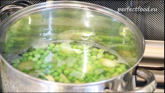 Постный суп-пюре из зеленого горошка. Видео-рецепт