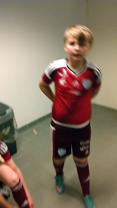 U11 main dans la main