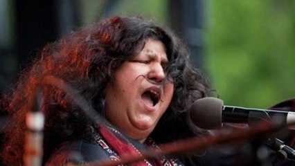 Abida Parveen Kafi Baba Bulleh Shah Kalam