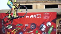Ryzykowny freestyle na rowerze szosowym -Cały video Lektor PL 34