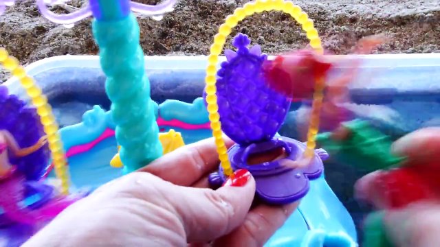 Disney Princess Ariels Floating Fountain Playset Color Change Mermaid Ariel Beauty Bath B