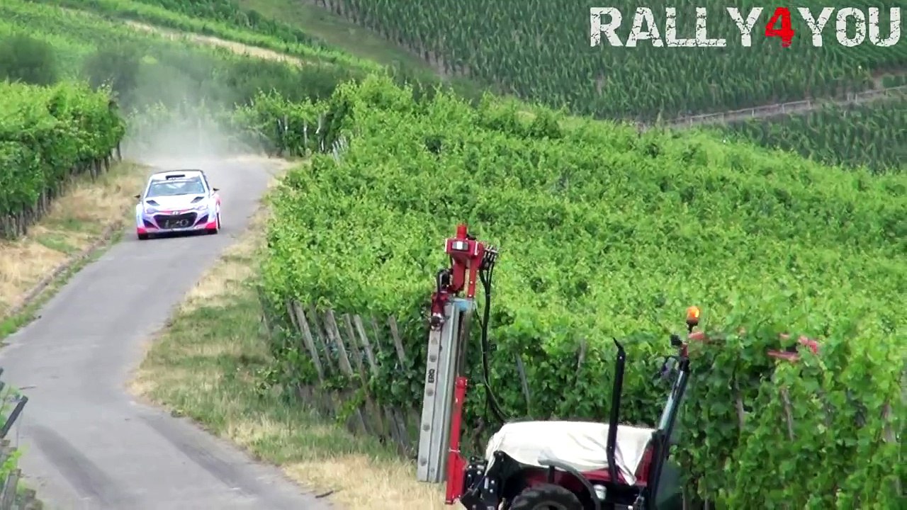 Neuville almost crash with a tractor | Rally Deutschland Test 2015 [HD]