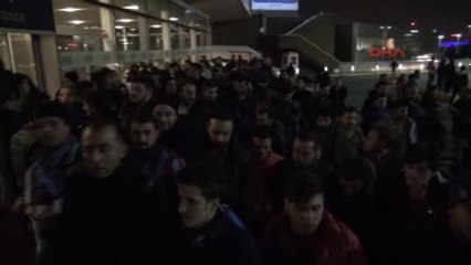 Takımlarını Desteklemeye Gelen Trabzonspor Taraftarı Havalimanına Alınmadı