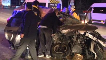 Bu Arabadan Sağ Çıktı...