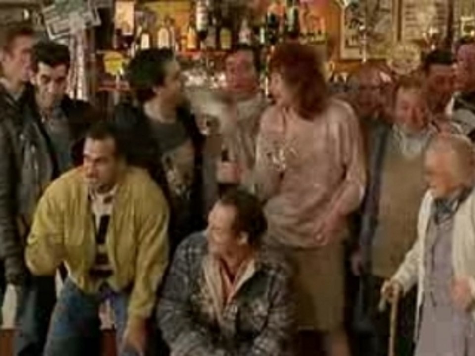 les inconnus les 3 freres au bar la photo