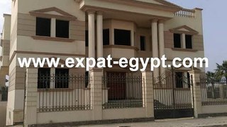 Villa for Sale in Royal City Compound