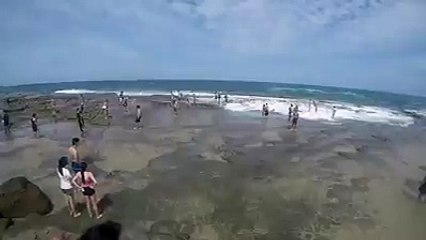 In sea water comes suddenly