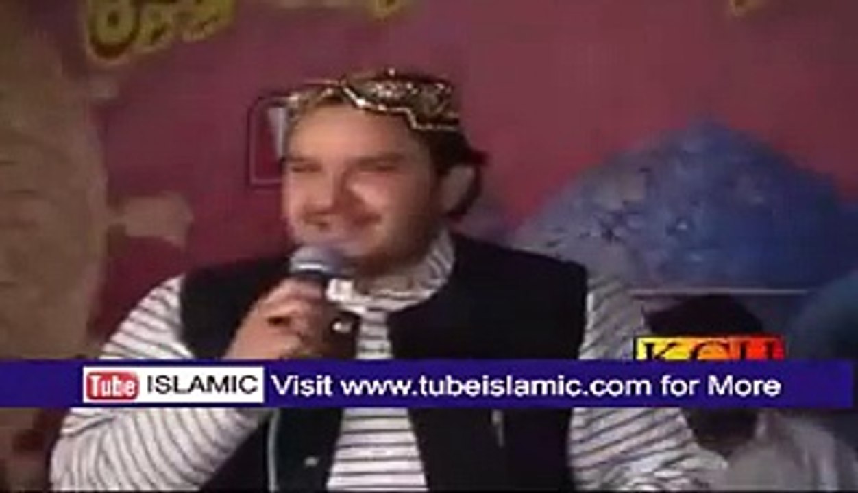Naat e Sarkar ki Parhta hO Main Shahbaz Qamar Fareedi Latest Beautiful Naat 2016