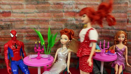 Spiderman & Disney Princess Merida Romantic Dream Date and Mary Jane Fight DisneyCarToys