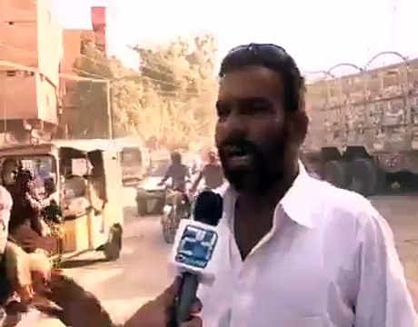 Civilians Abusing Politicians in Pakistan.