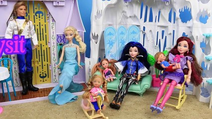 DESCENDANTS Disney Dolls BABYSIT Elsa & Princess Annas Frozen Kids + Jane & Evie