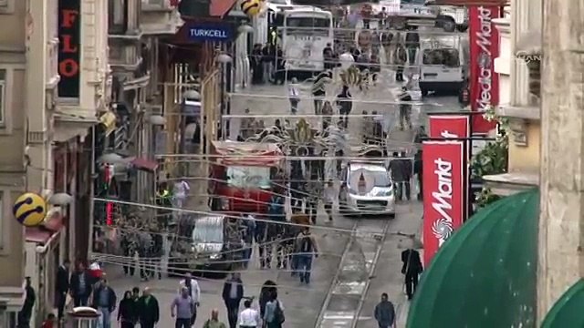 Gezi yıldönümünde İstiklal'de polis nöbeti