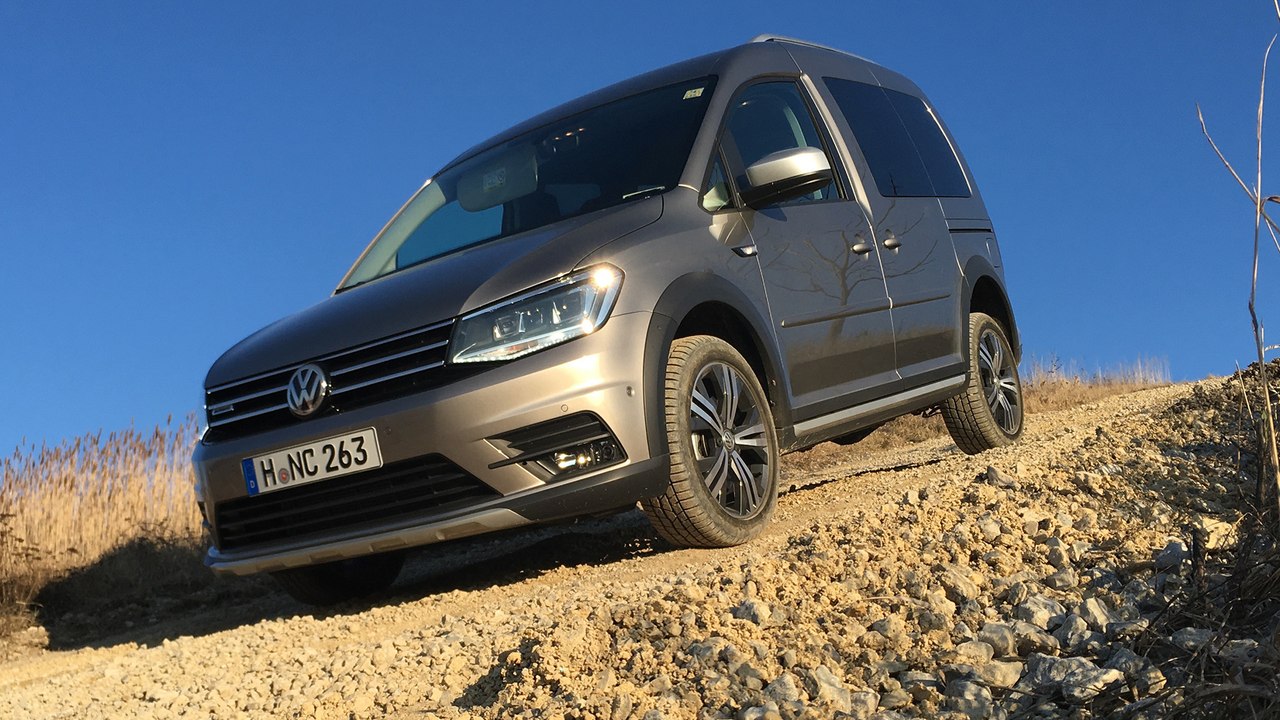 VW Caddy Alltrack 2016 | Footage | On Location  | Vienna | Februar 2016