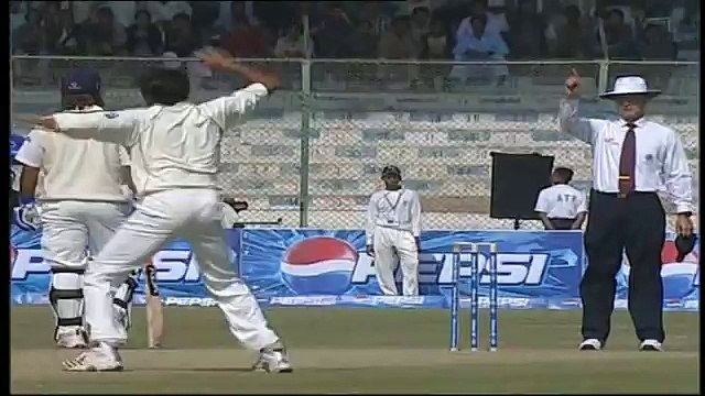 Muhammad Asif Destroys Indian Batting