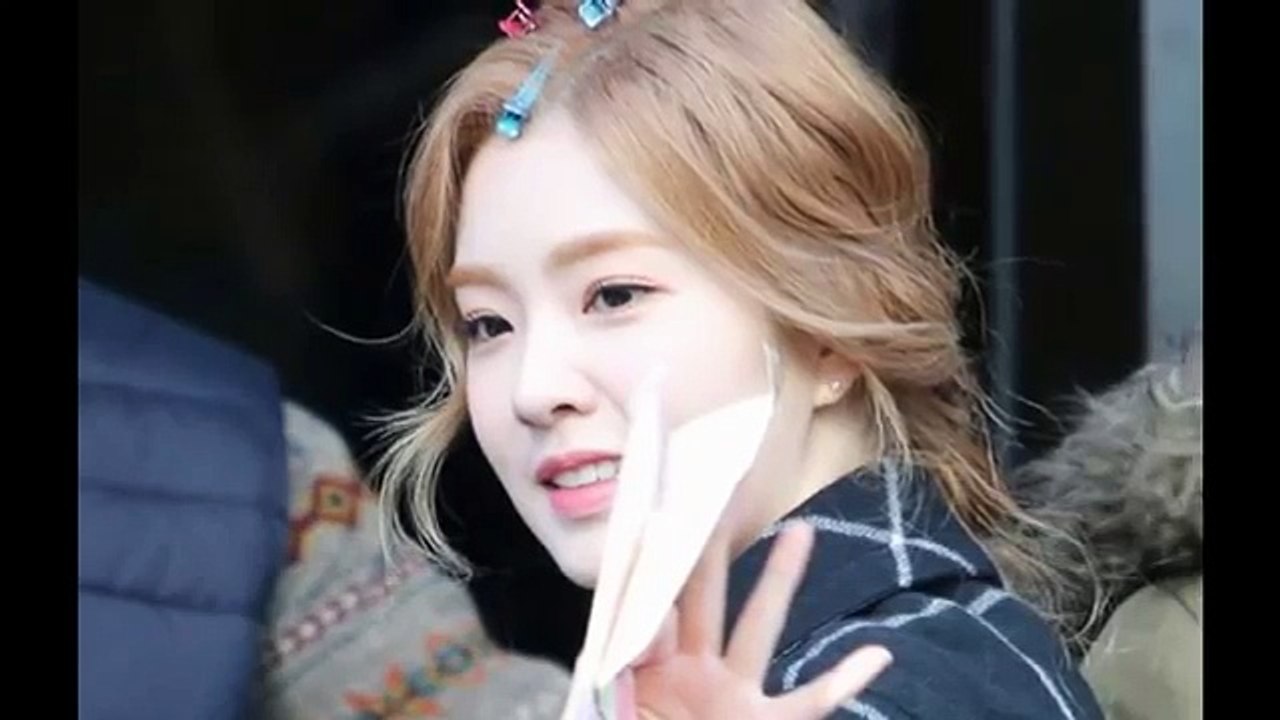 Red Velvet's Irene garners much attention with 'Hairpin' fashion
