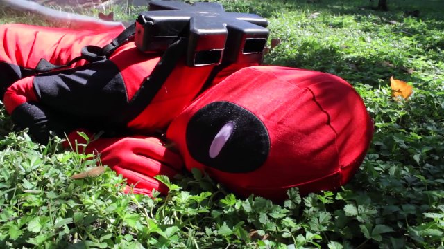 Little Heroes Spiderman vs Kid Deadpool Robot in Real Life | New Superheroes Fight | Super Hero Kids