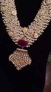 Designer Women Necklaces online|vintage collecton