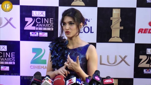 STAR STUDDED RED CARPET OF II ZEE CINE AWARDS 2016