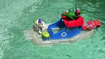 COLOR CHANGERS CARS Party With Toy Story Partysaurus Rex Boat Color Splash Buddies Under Water
