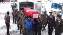 Cezaevi Nakil Aracının Devrilmesi Sonucu Şehit Olan Astsubay Kıraç İçin Tören - Yozgat