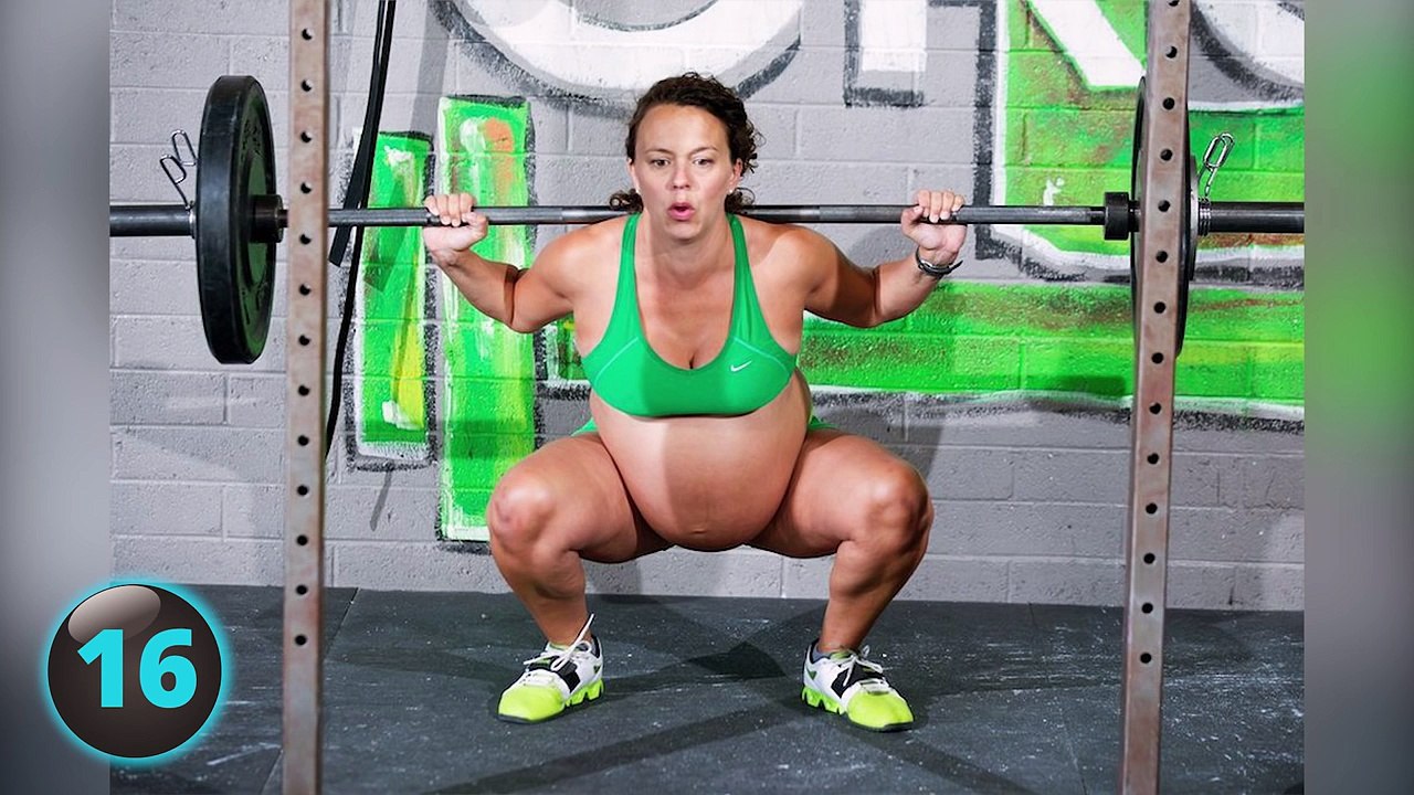 30 Most Awkward Pregnancy Photos Ever!