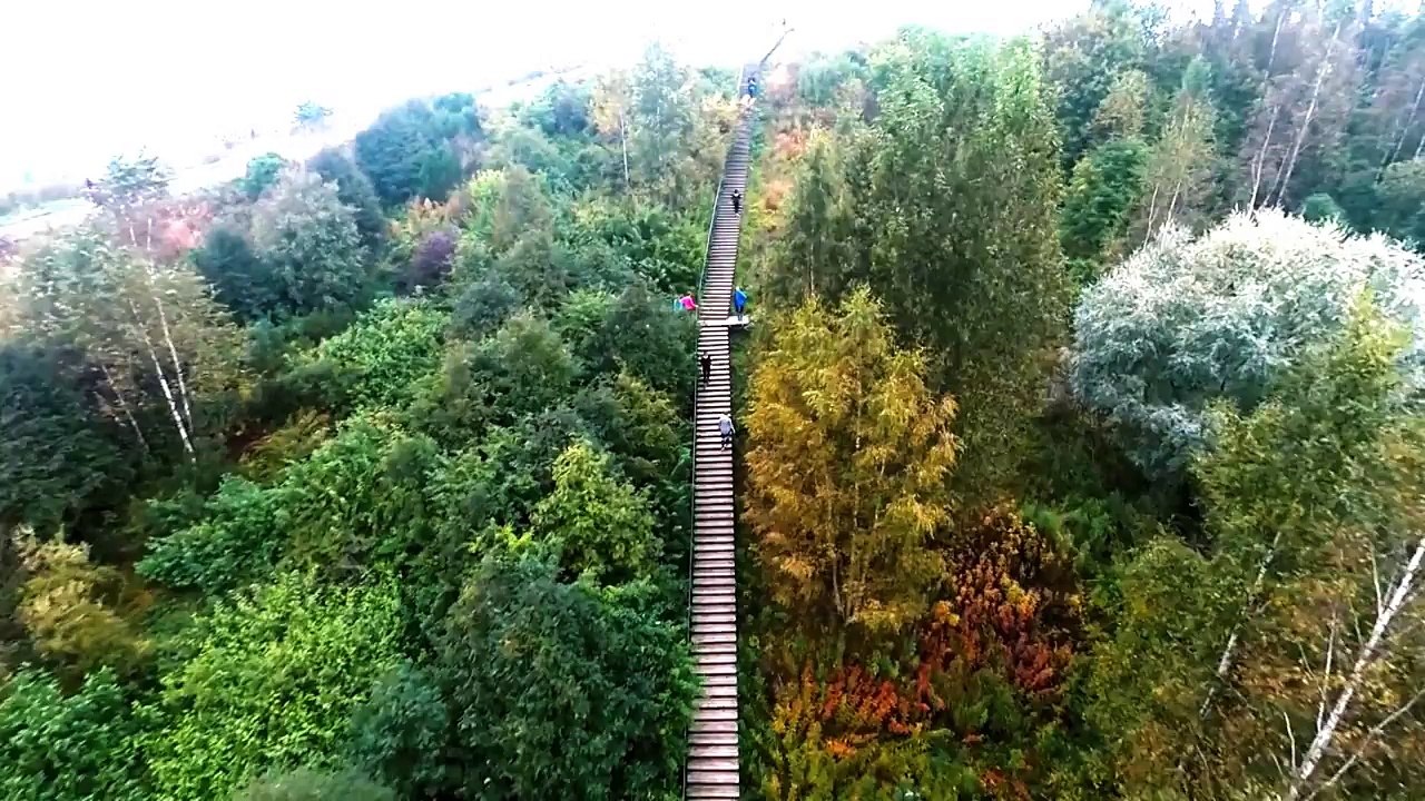 Comment monter 426 marches en à peine une minute