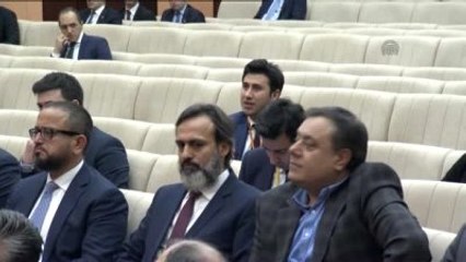 Davutoğlu: "Kendi İçimizde Bir Panik Havası Doğurmamamız Lazım"