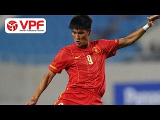 Công Vinh xé lưới Iraq