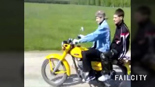 Epic Motorcycle FAILS & Crashes