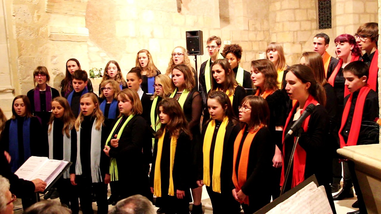 Choeur d'Enfants de Poitiers (For the beauty of the earth)