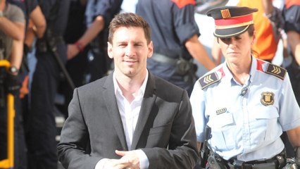 Top 10 Celebs Accused Of Cheating Taxes