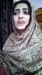 Pakistan Girl reciting Naat