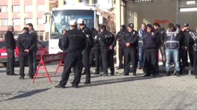 Manisa Akhisar Soma Maden Faciası Davasında, Söz Alan Madenci Annesi, Sanıklara Bakıp Seslendi
