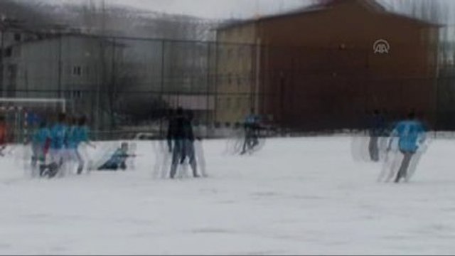 Kar Futbolu Turnuvası