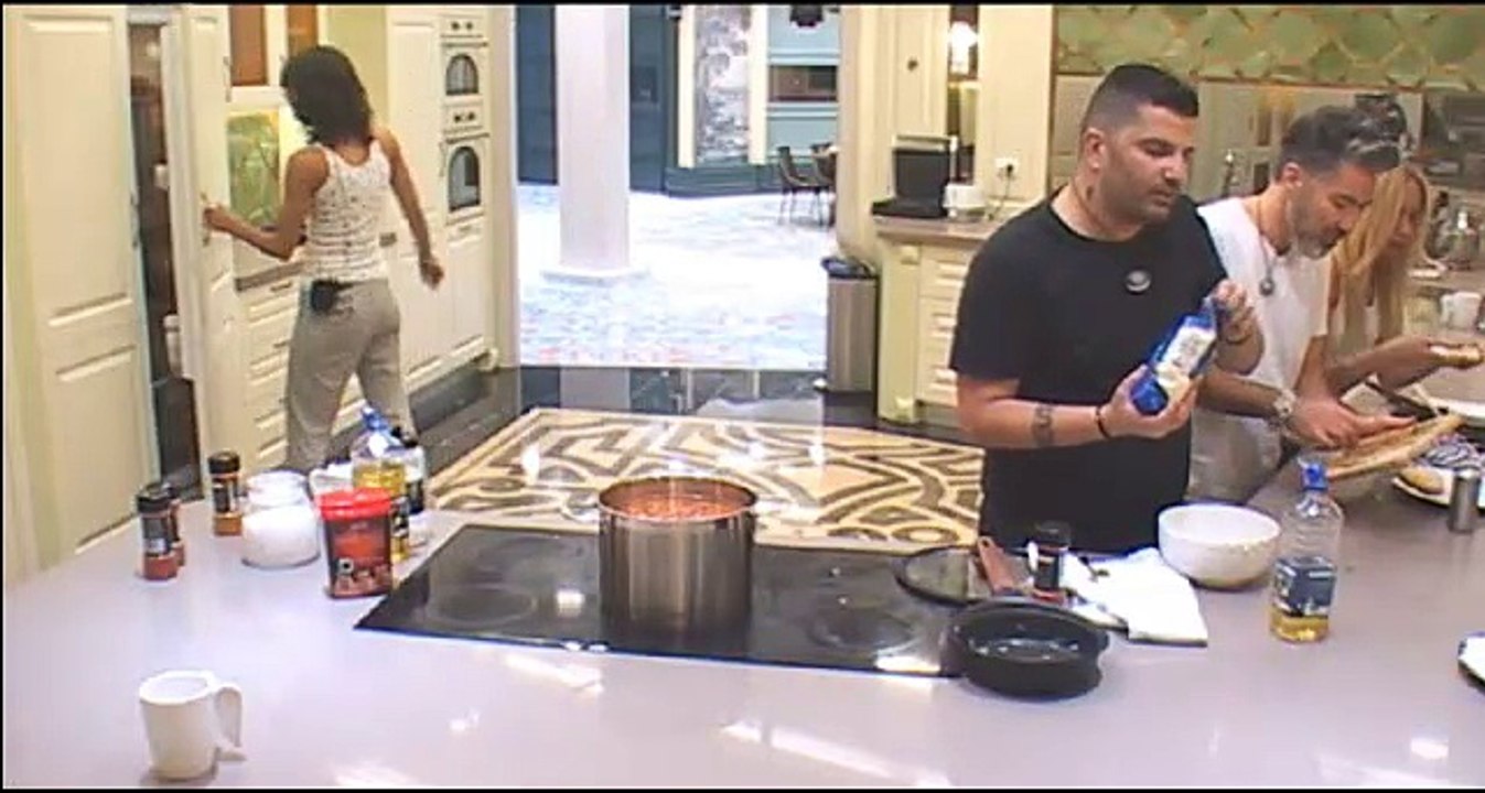 שי חי ובת זוגו תני גרבר לא יכולים זה בלי זו אחר...