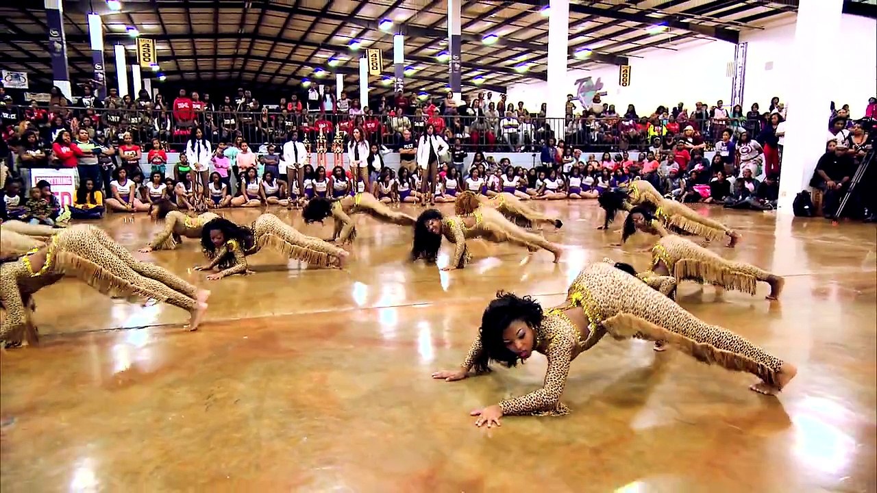 Bring It! Stand Battle Dancing Dolls vs. Purple Diamonds (Slow) [S3