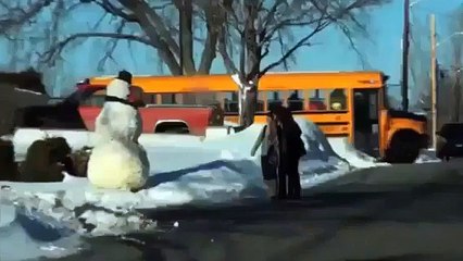 Веселый снеговик (Vine Video)