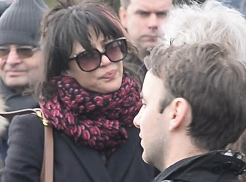 Exclu Vidéo : Sophie Marceau : En larmes aux funérailles de son ex-mari Andrzej Zulawski