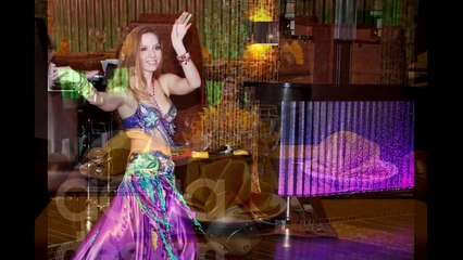 Пузырьковые колонны в интерьере. HD video